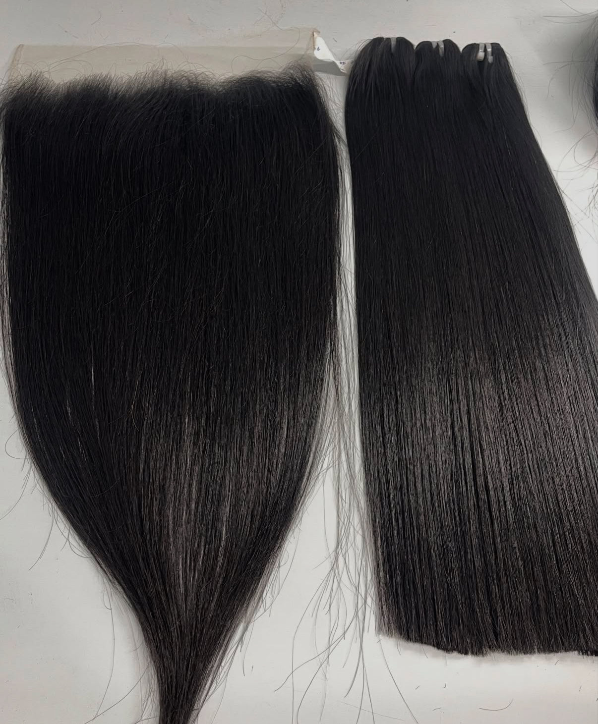 Luxe Invisible HD
 Lace Closures